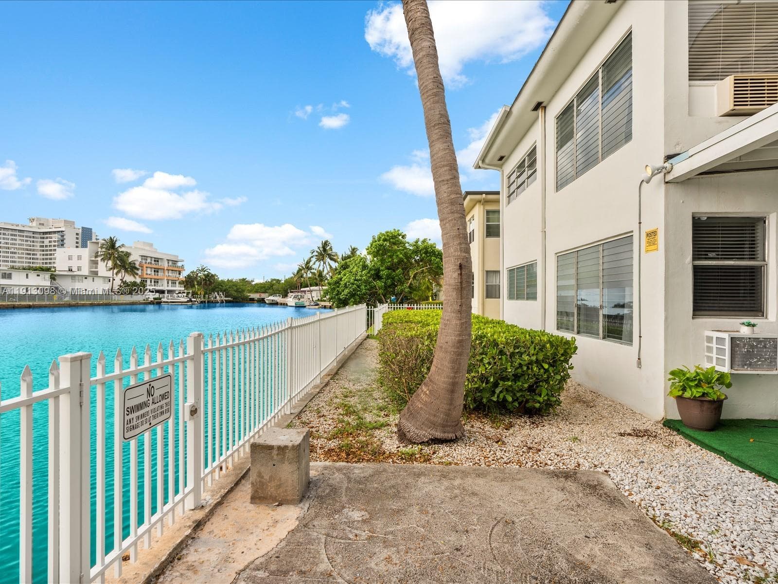 A11913098 — Miami Beach — 5