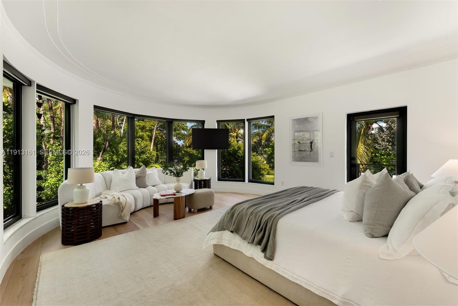A11913161 — Miami Beach — 17