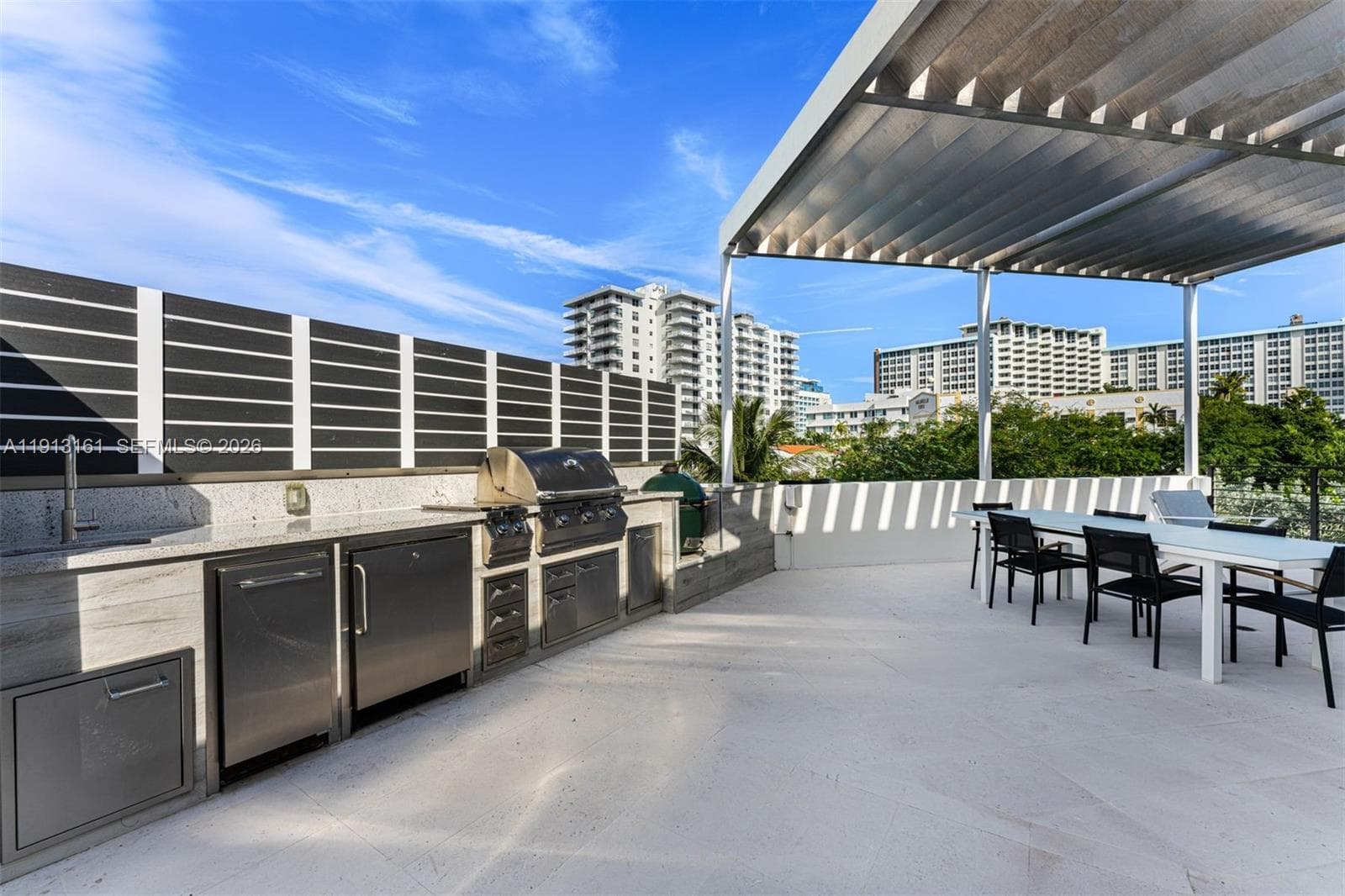 A11913161 — Miami Beach — 16