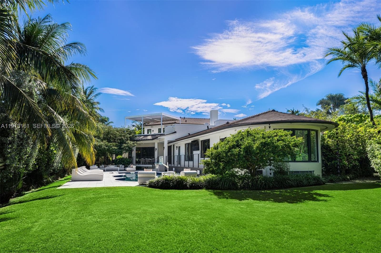 A11913161 — Miami Beach — 38