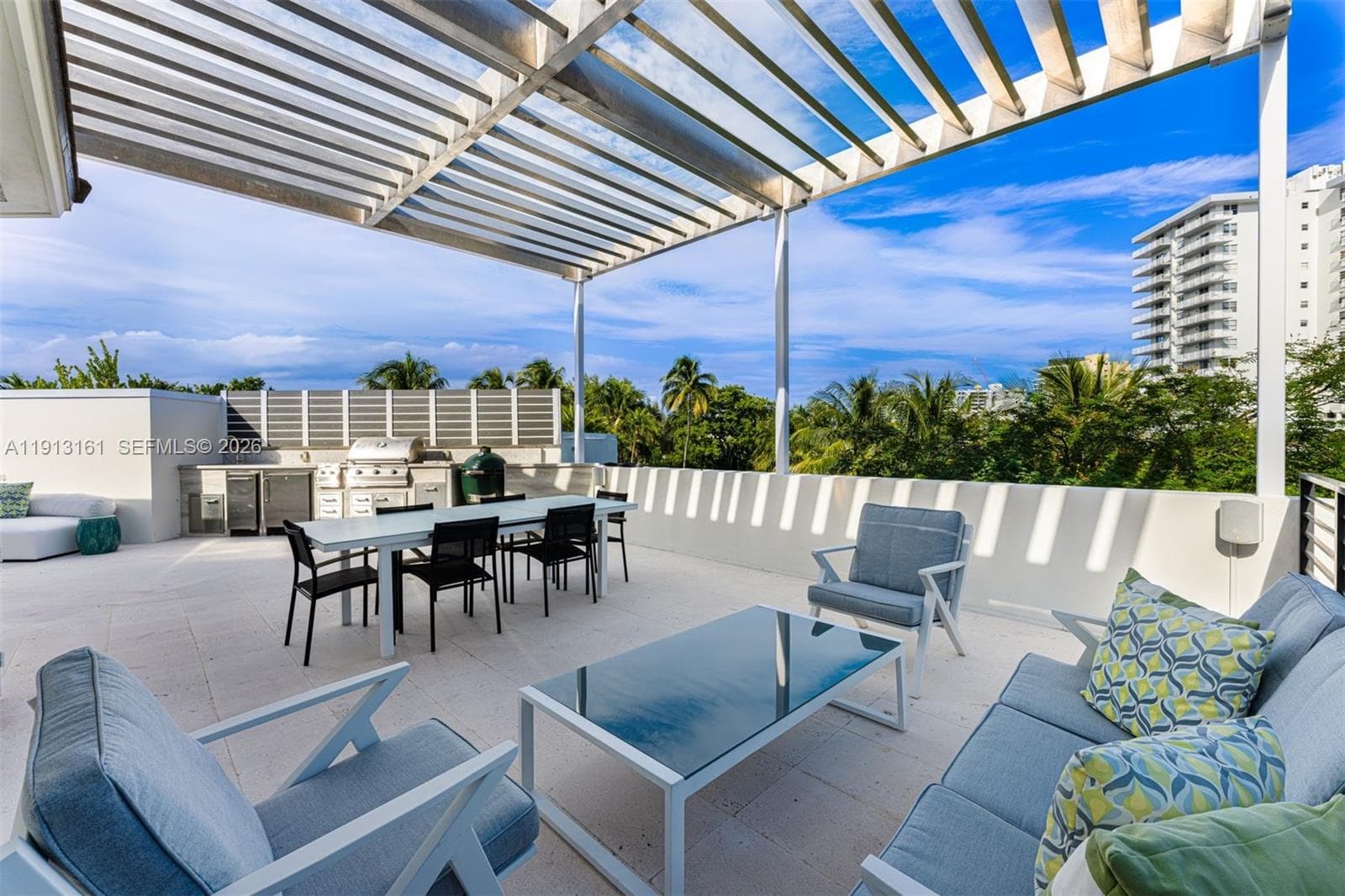 A11913161 — Miami Beach — 14