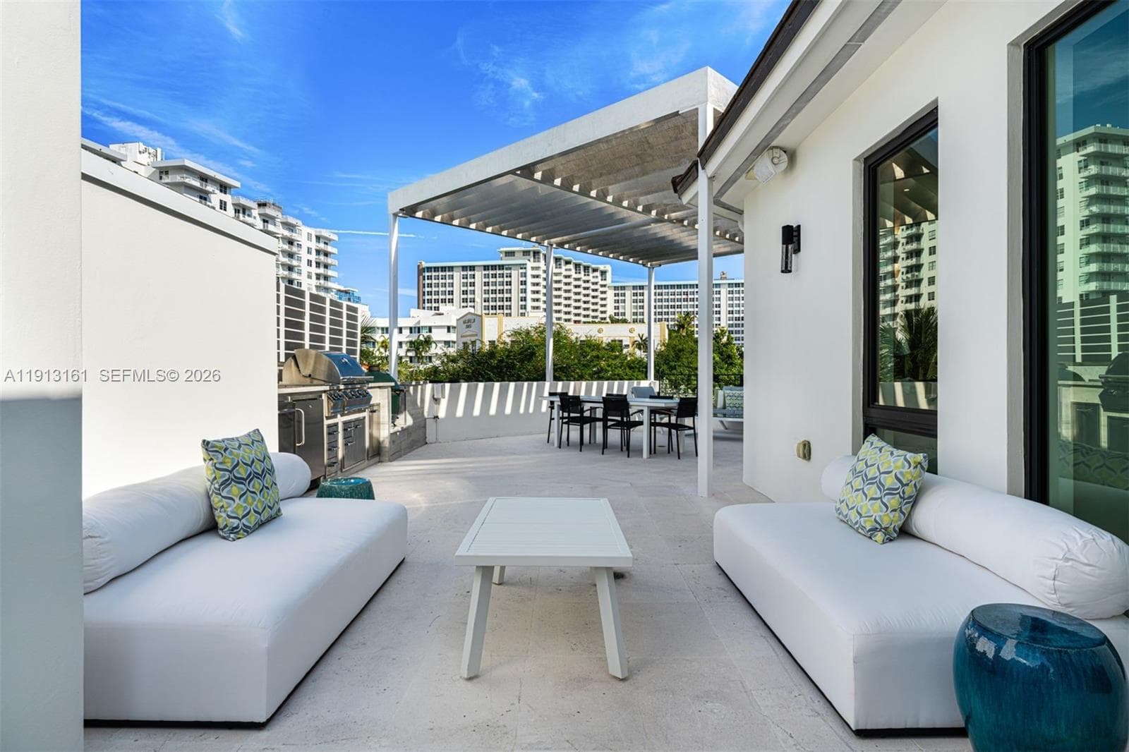 A11913161 — Miami Beach — 15