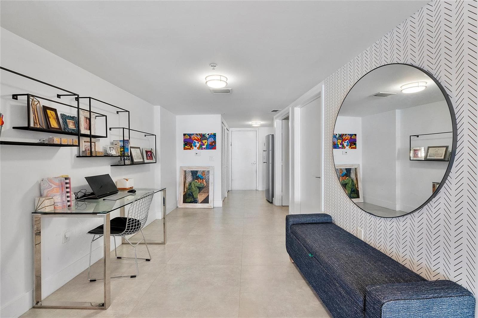 F10535177 — Miami Beach — 23