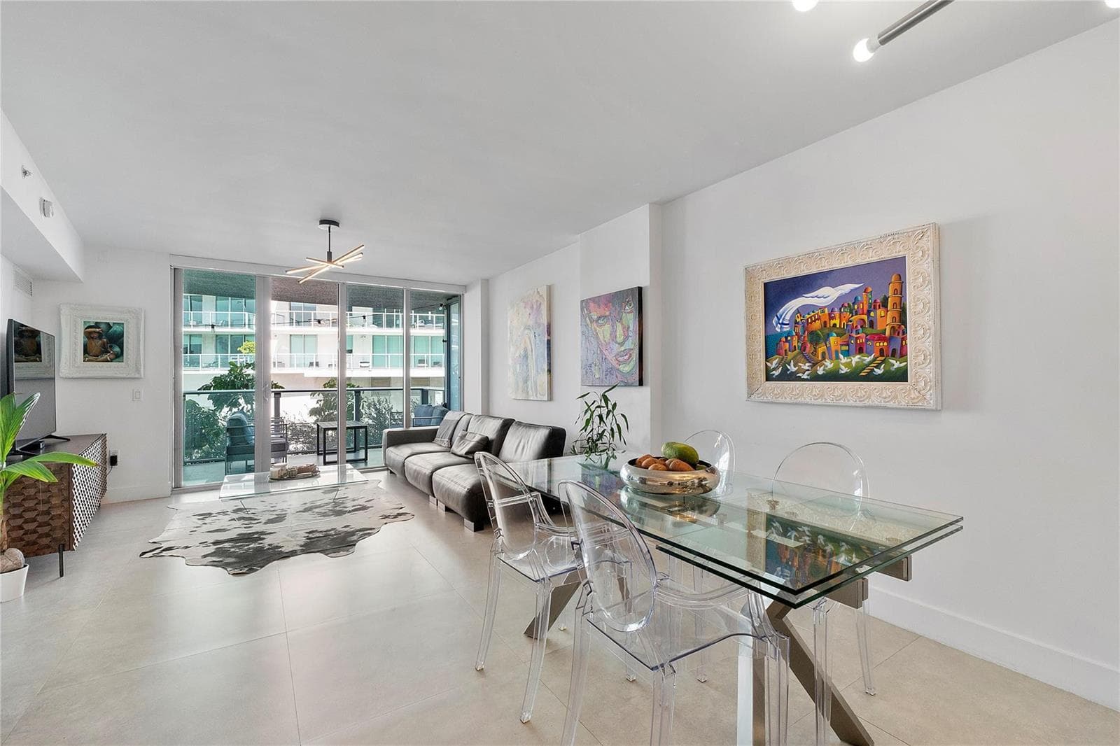 F10535177 — Miami Beach — 9