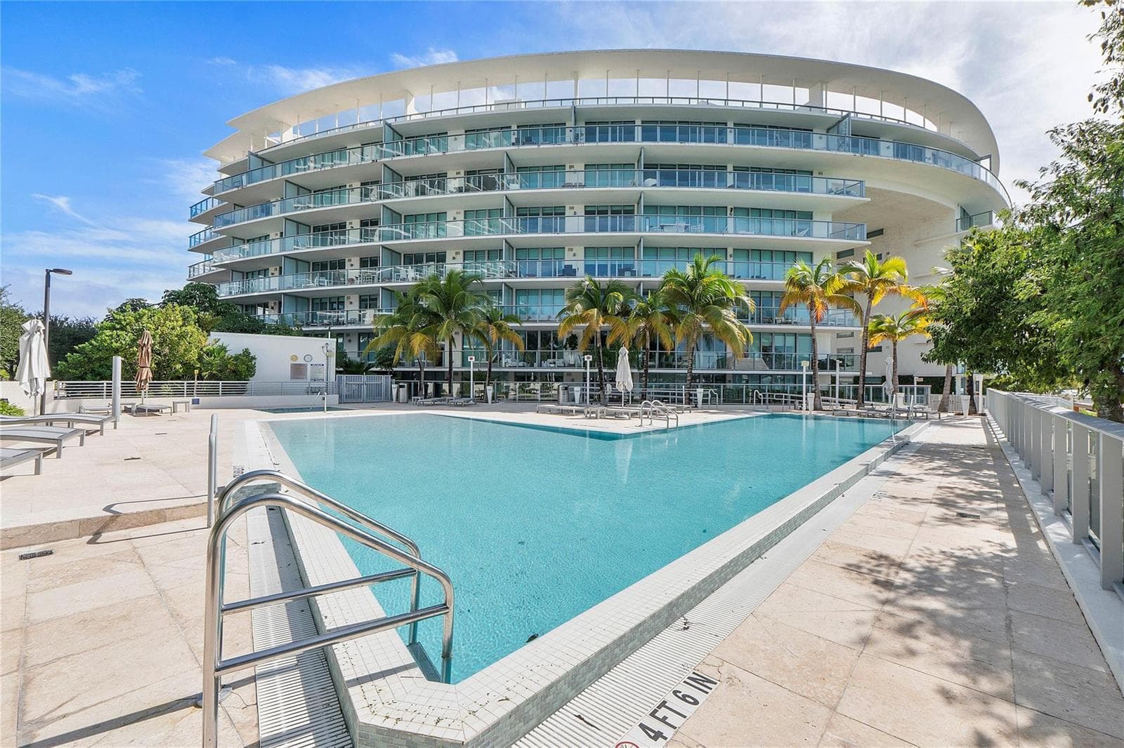 F10535177 — Miami Beach — 38
