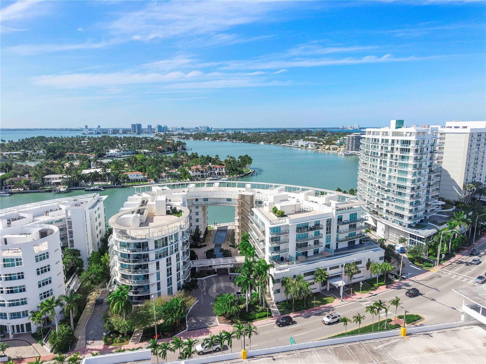 F10535177 — Miami Beach — 55