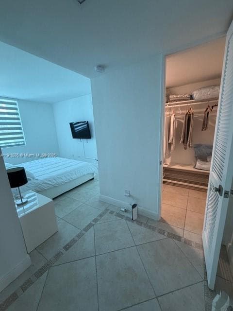 A11913276 — Miami Beach — 11