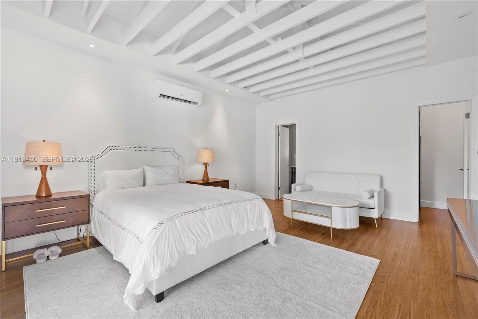 A11913450 — Miami Beach — 27