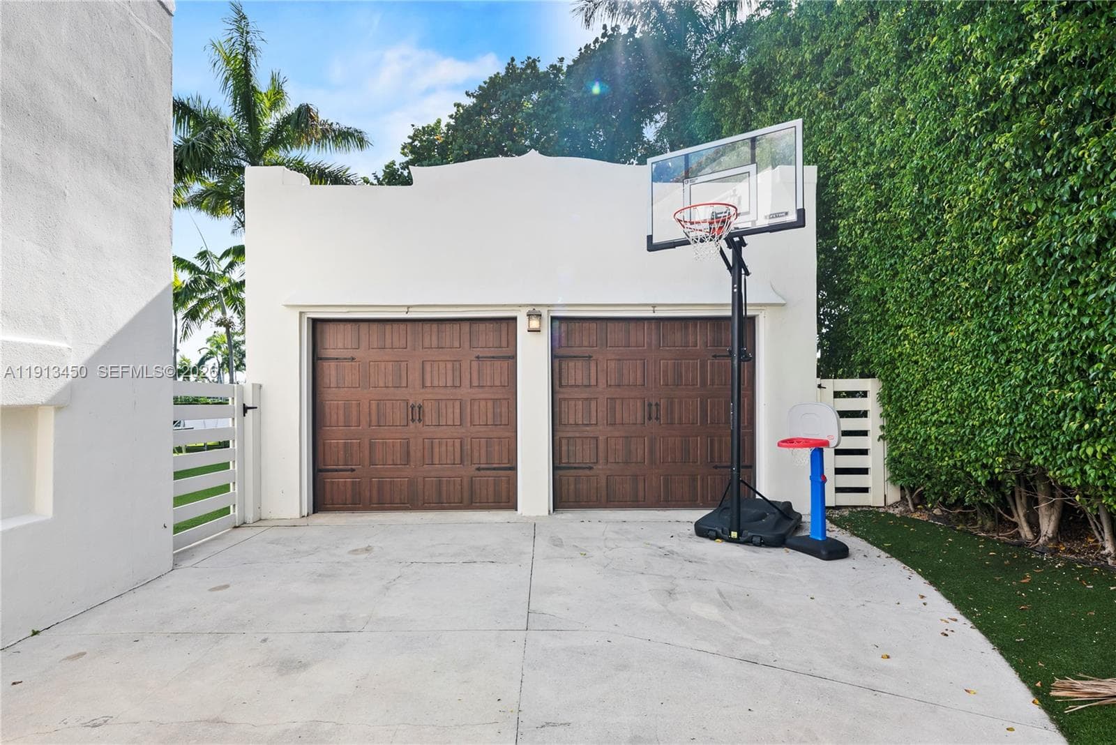 A11913450 — Miami Beach — 26