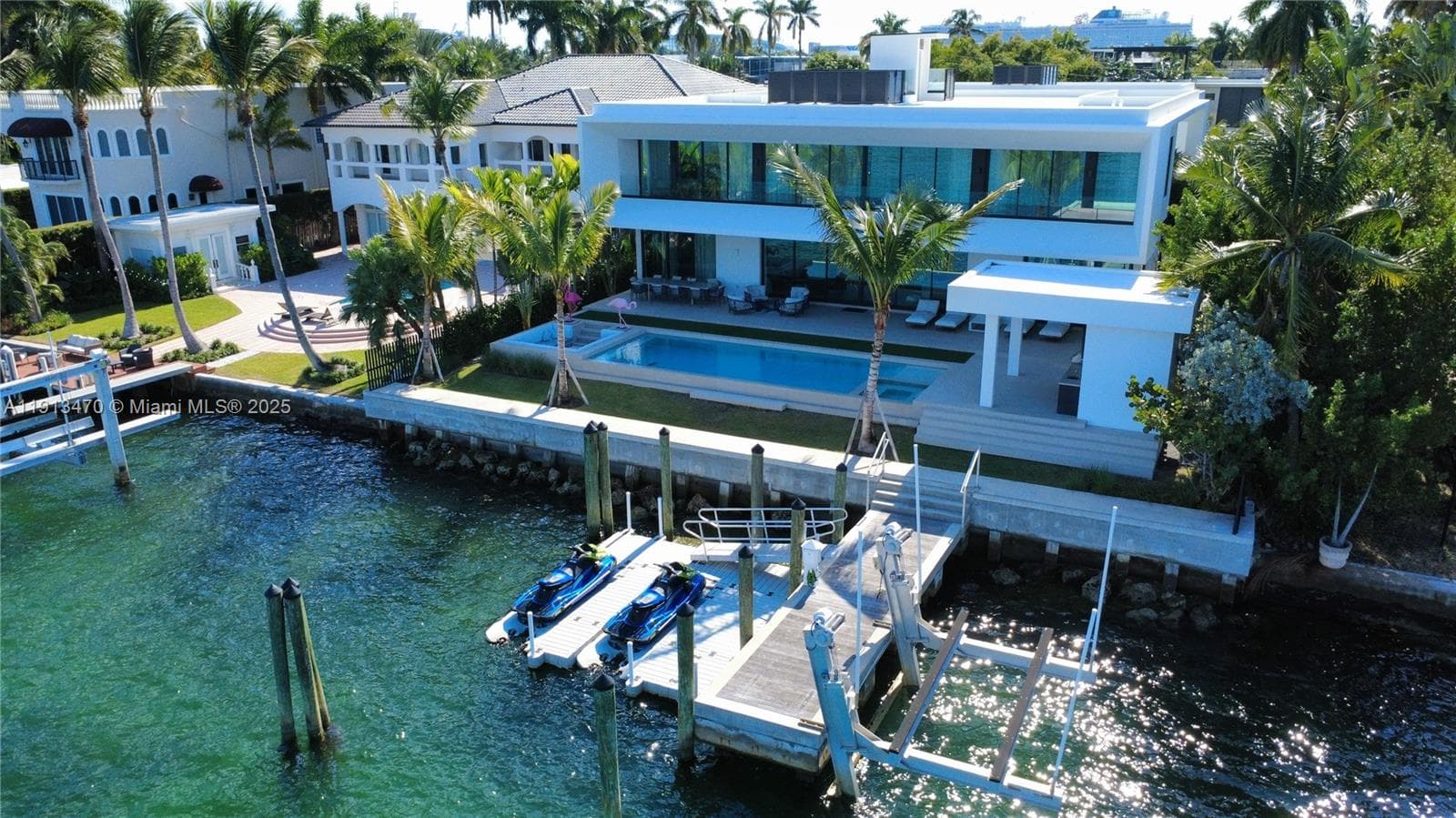 A11913470 — Miami Beach — 49