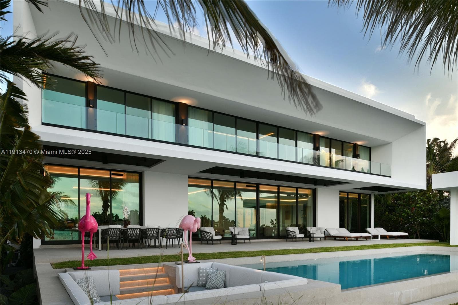 A11913470 — Miami Beach — 15