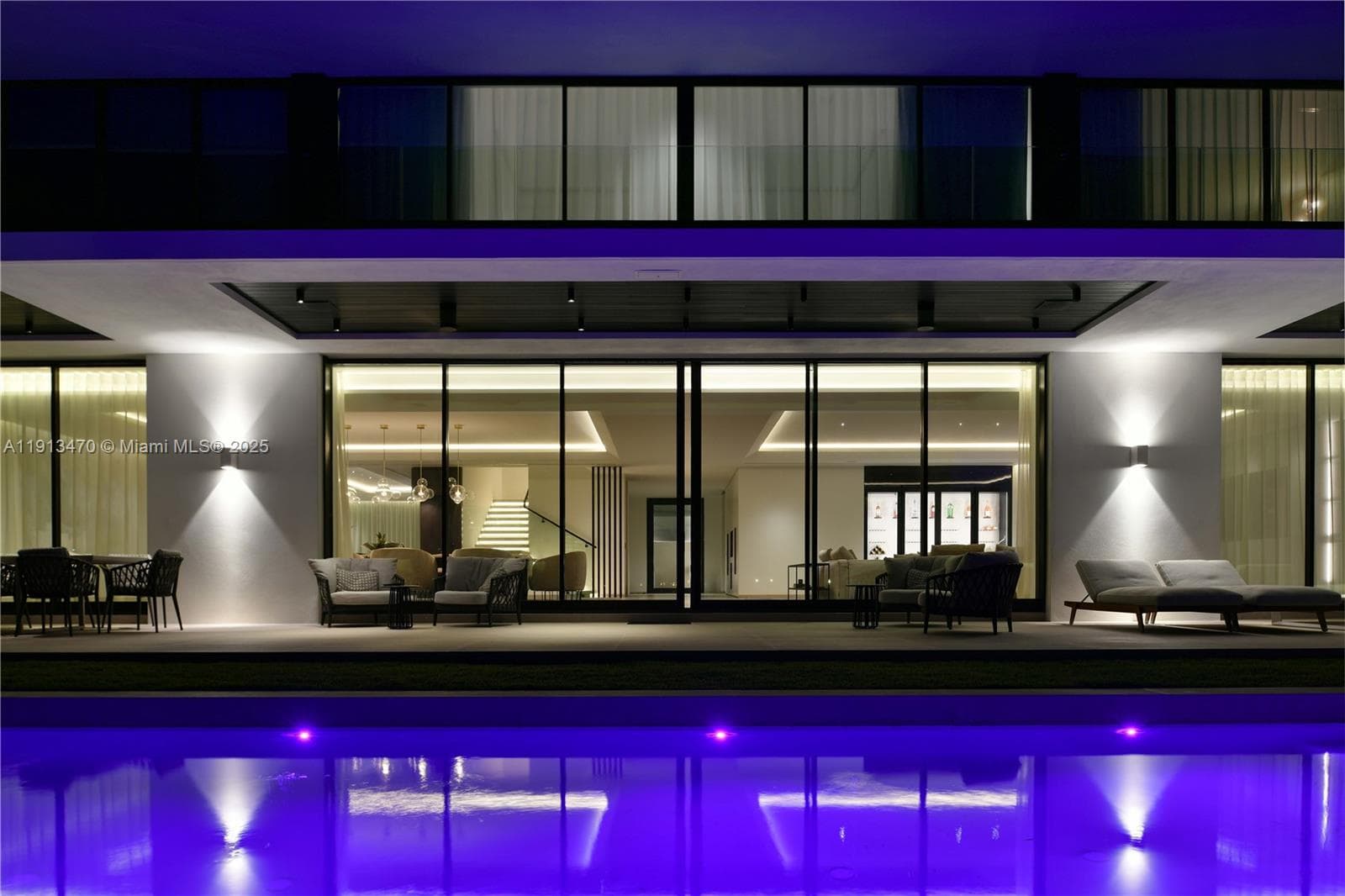 A11913470 — Miami Beach — 44