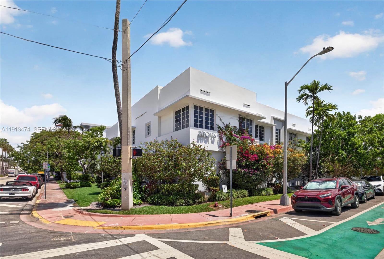 A11913474 — Miami Beach — 36