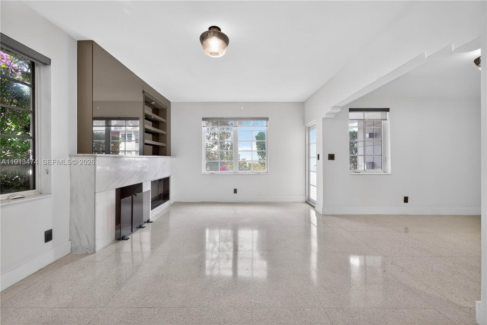 A11913474 — Miami Beach — 5
