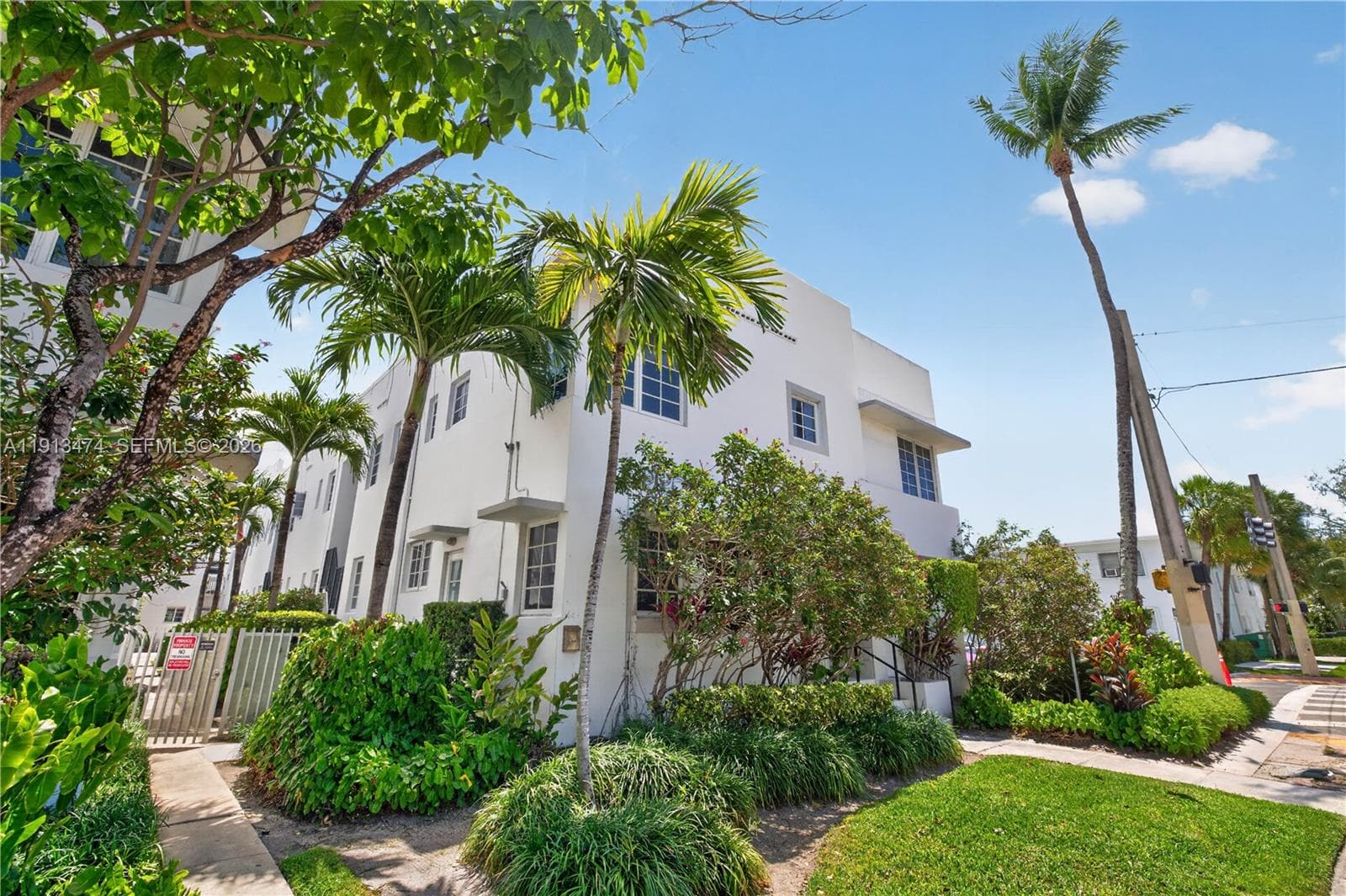 A11913474 — Miami Beach — 39