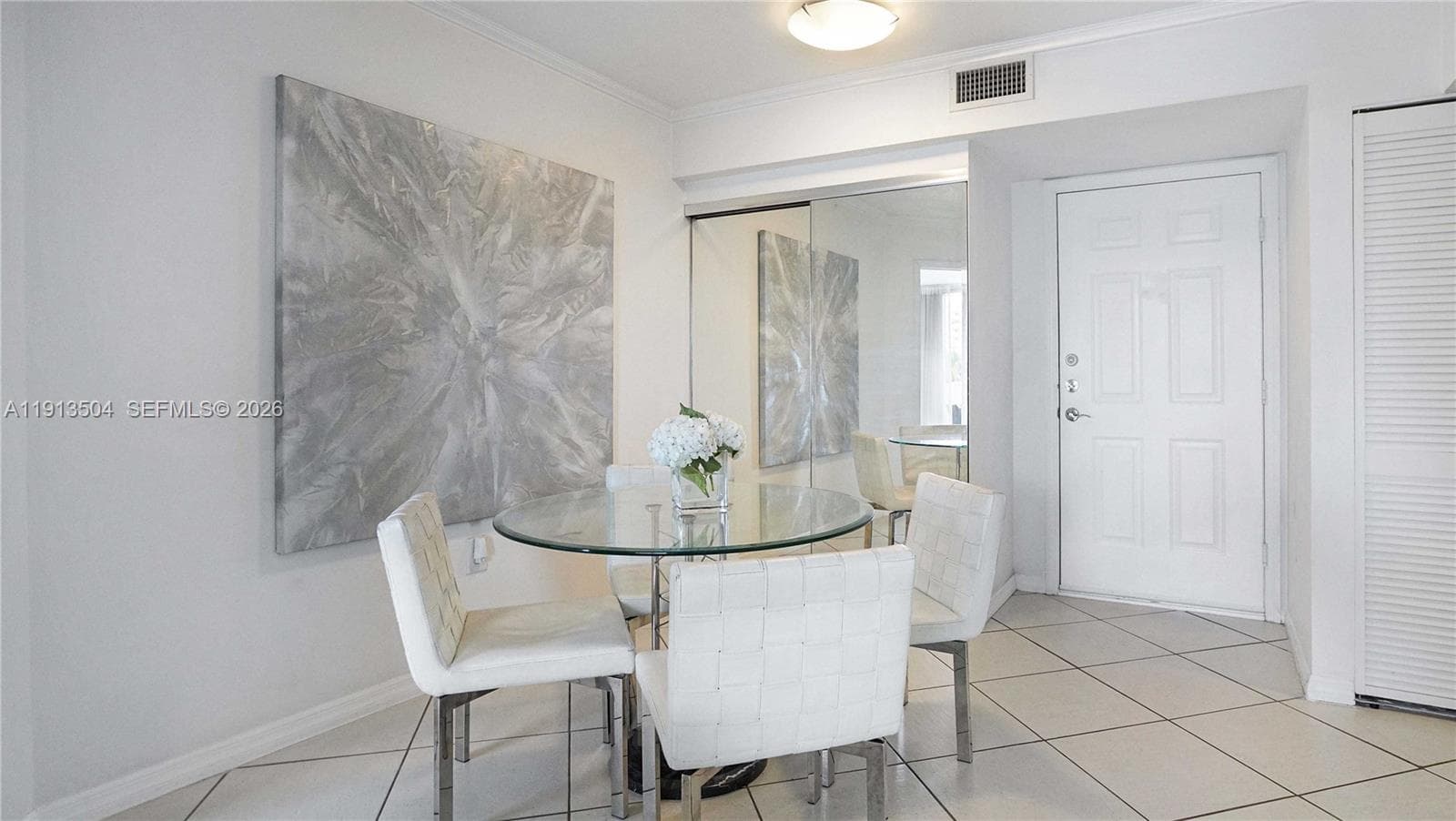 A11913504 — Miami Beach — 6
