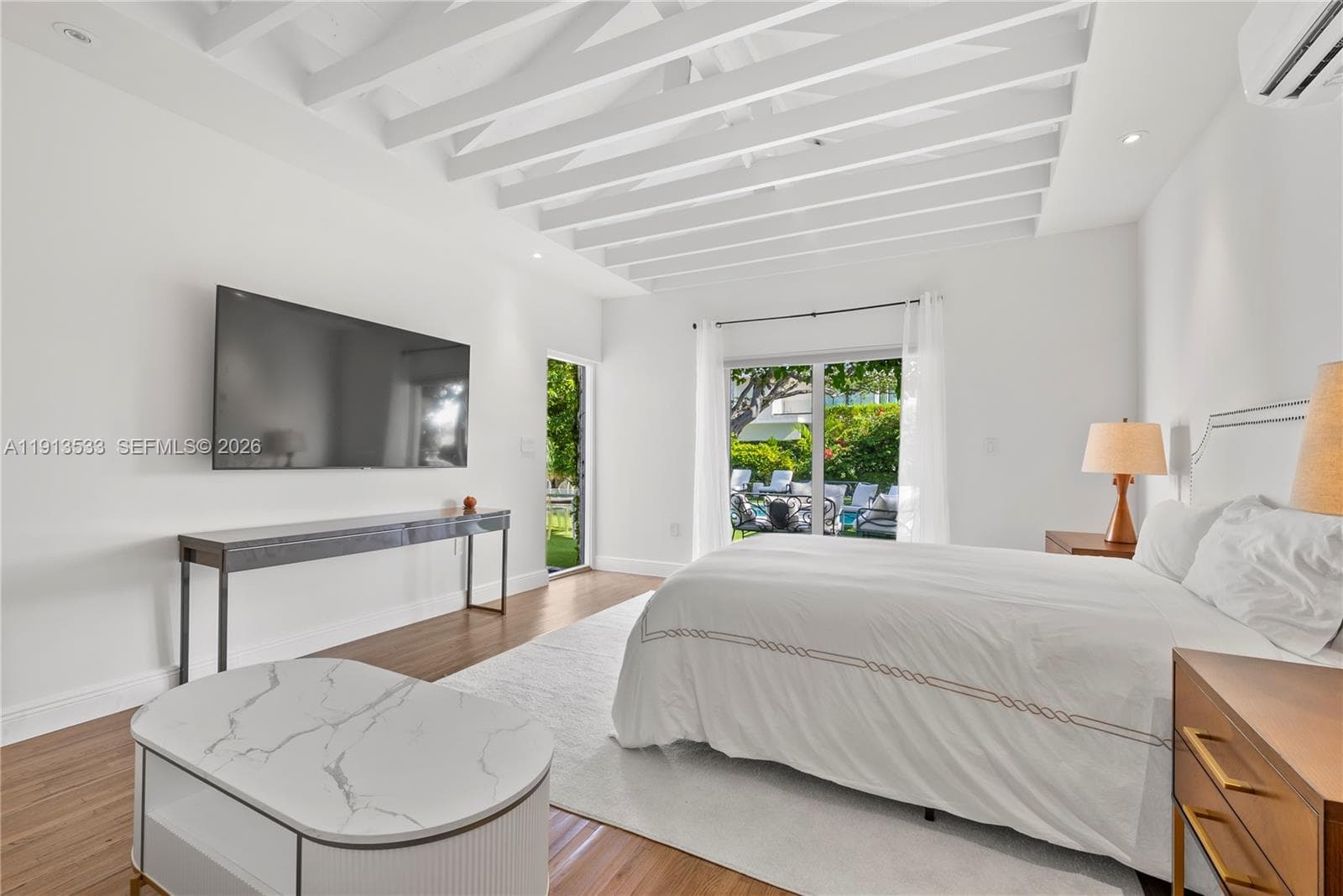 A11913533 — Miami Beach — 28