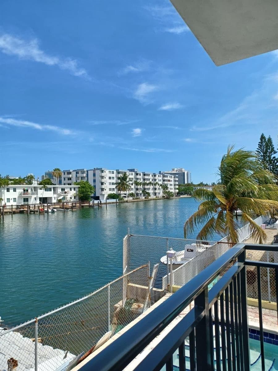 F10536726 — Miami Beach — 3