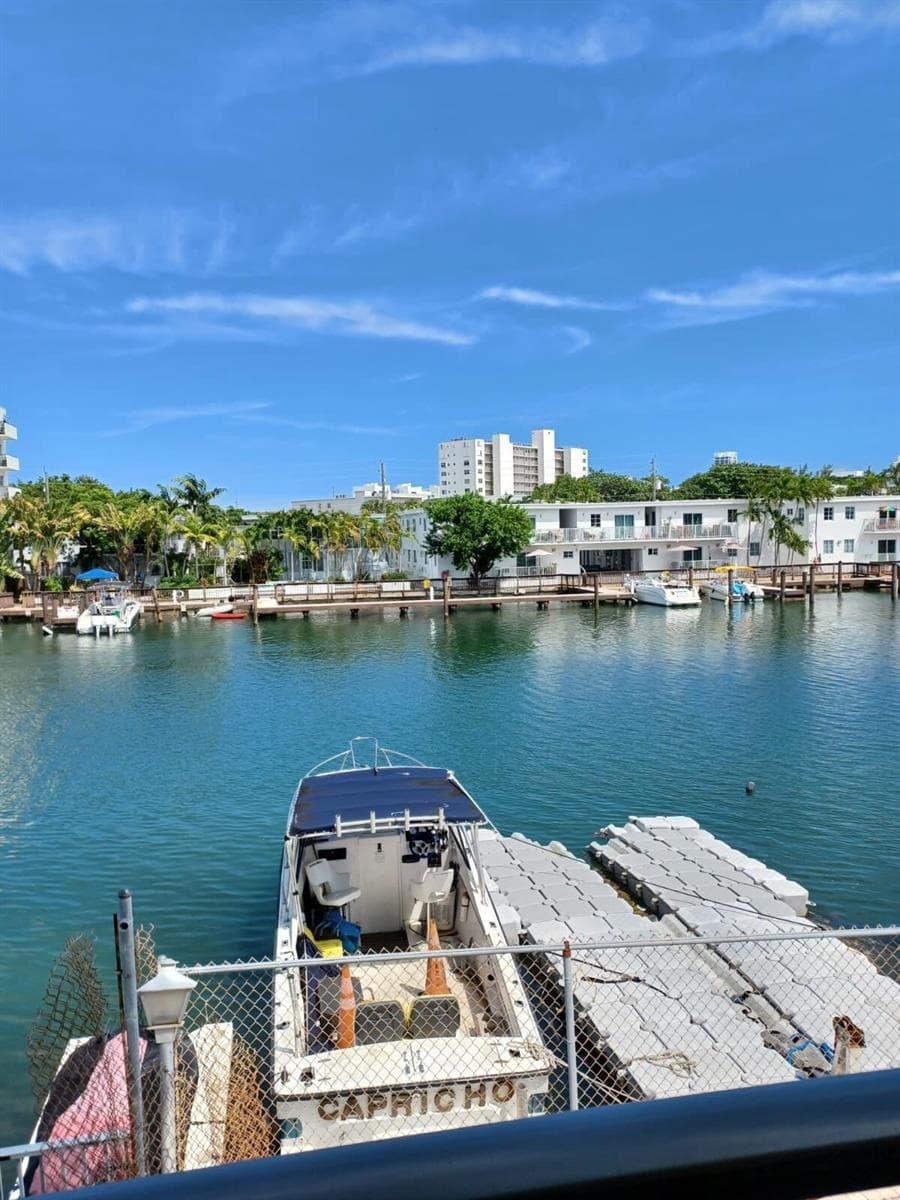 F10536726 — Miami Beach — 5