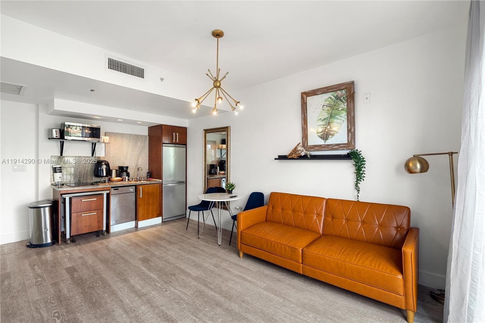 A11914290 — Miami Beach — 25