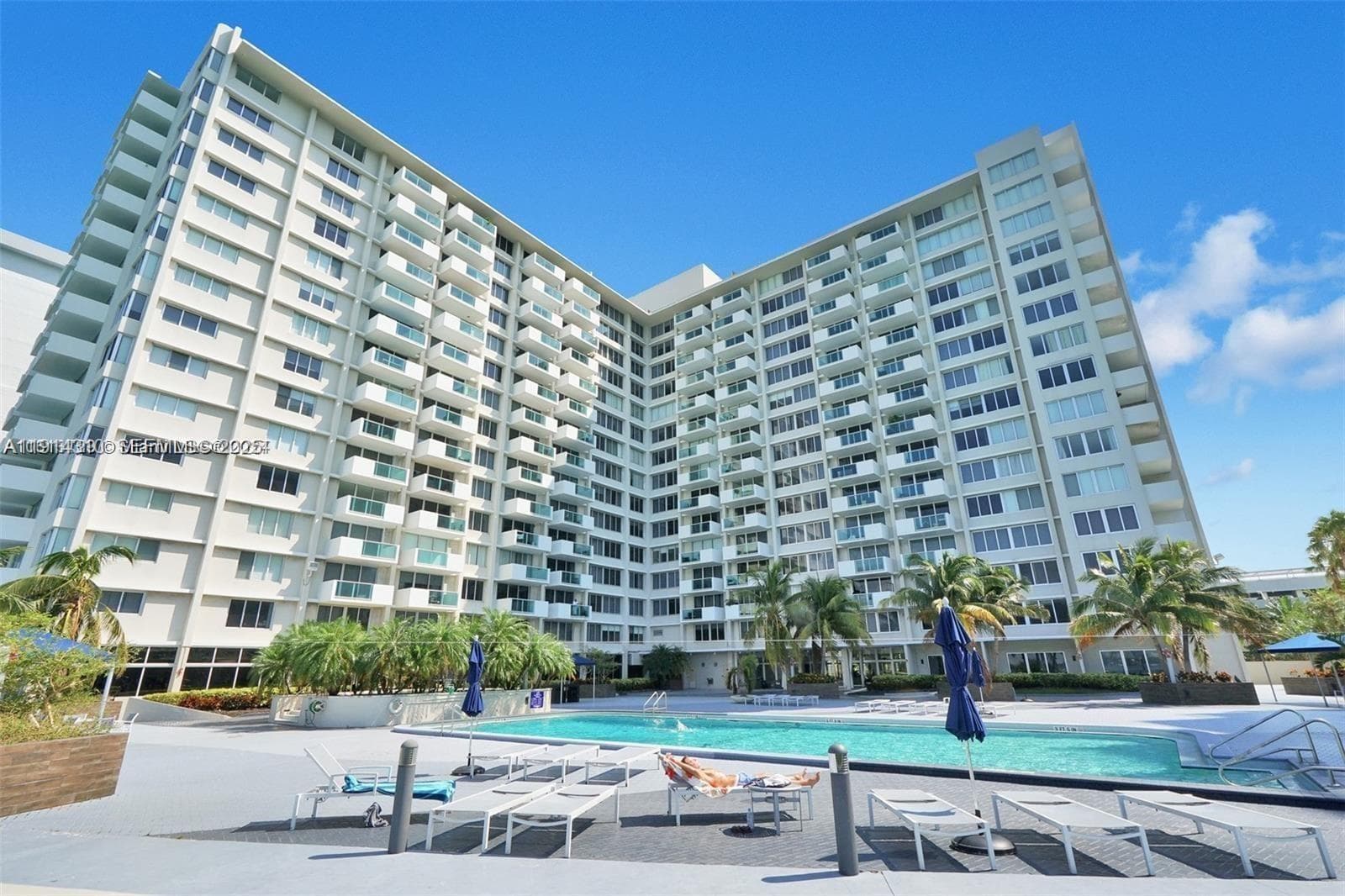 A11914310 — Miami Beach — 13