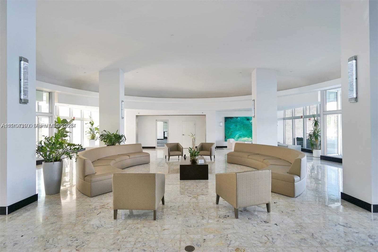 A11914310 — Miami Beach — 12