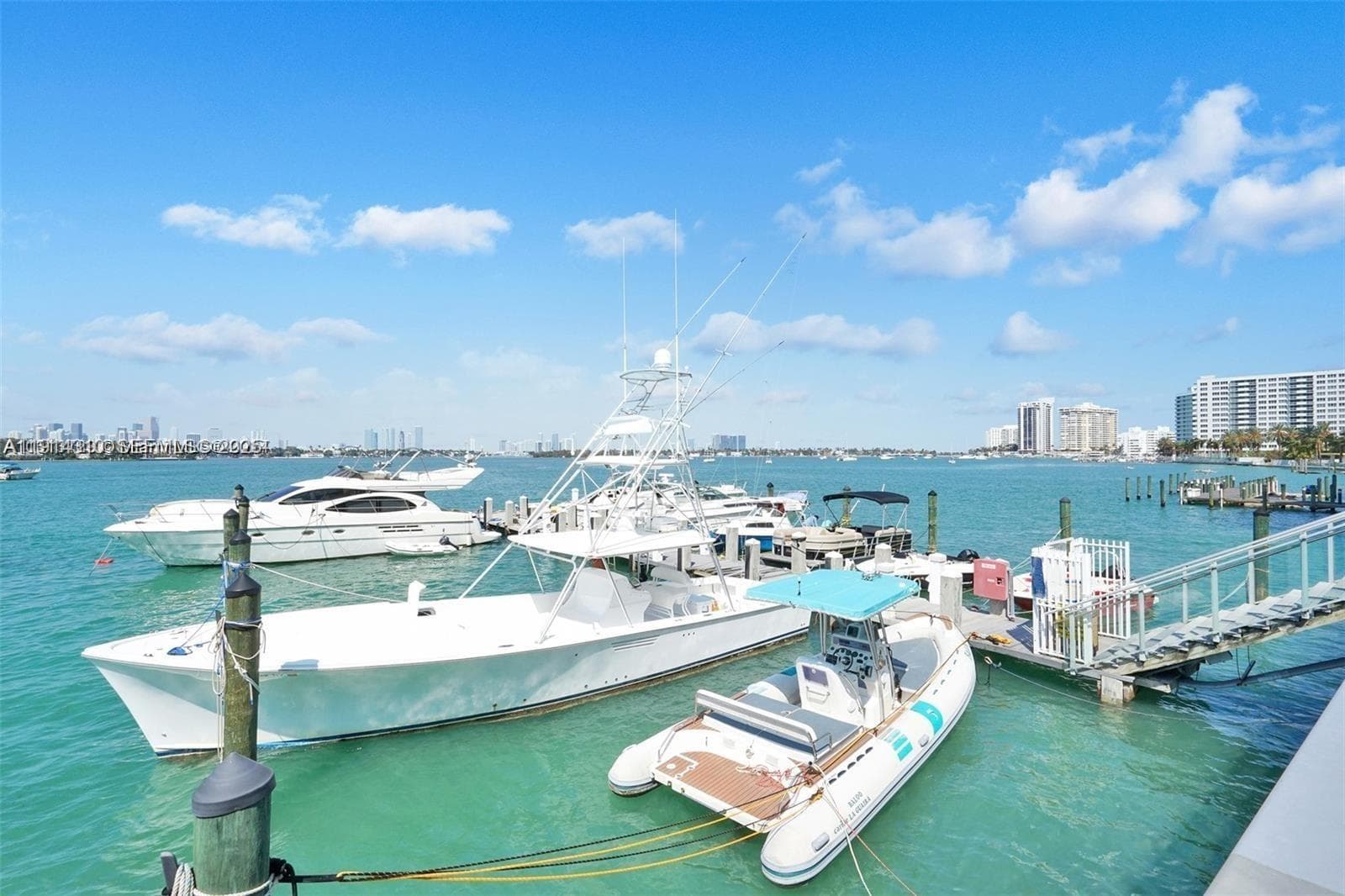 A11914310 — Miami Beach — 20