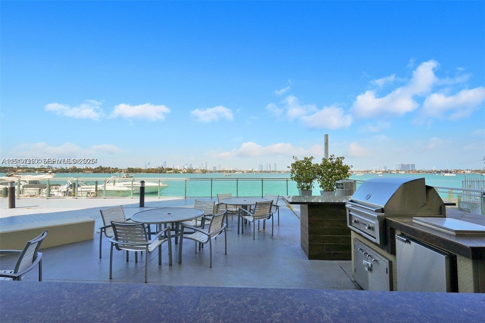 A11914310 — Miami Beach — 21