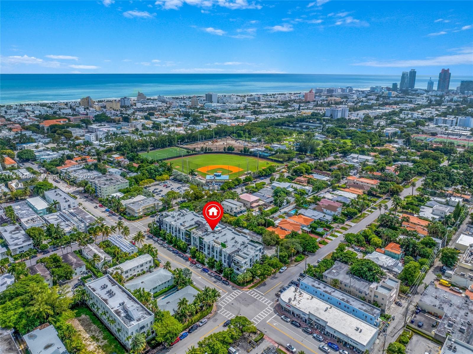 A11914487 — Miami Beach — 72