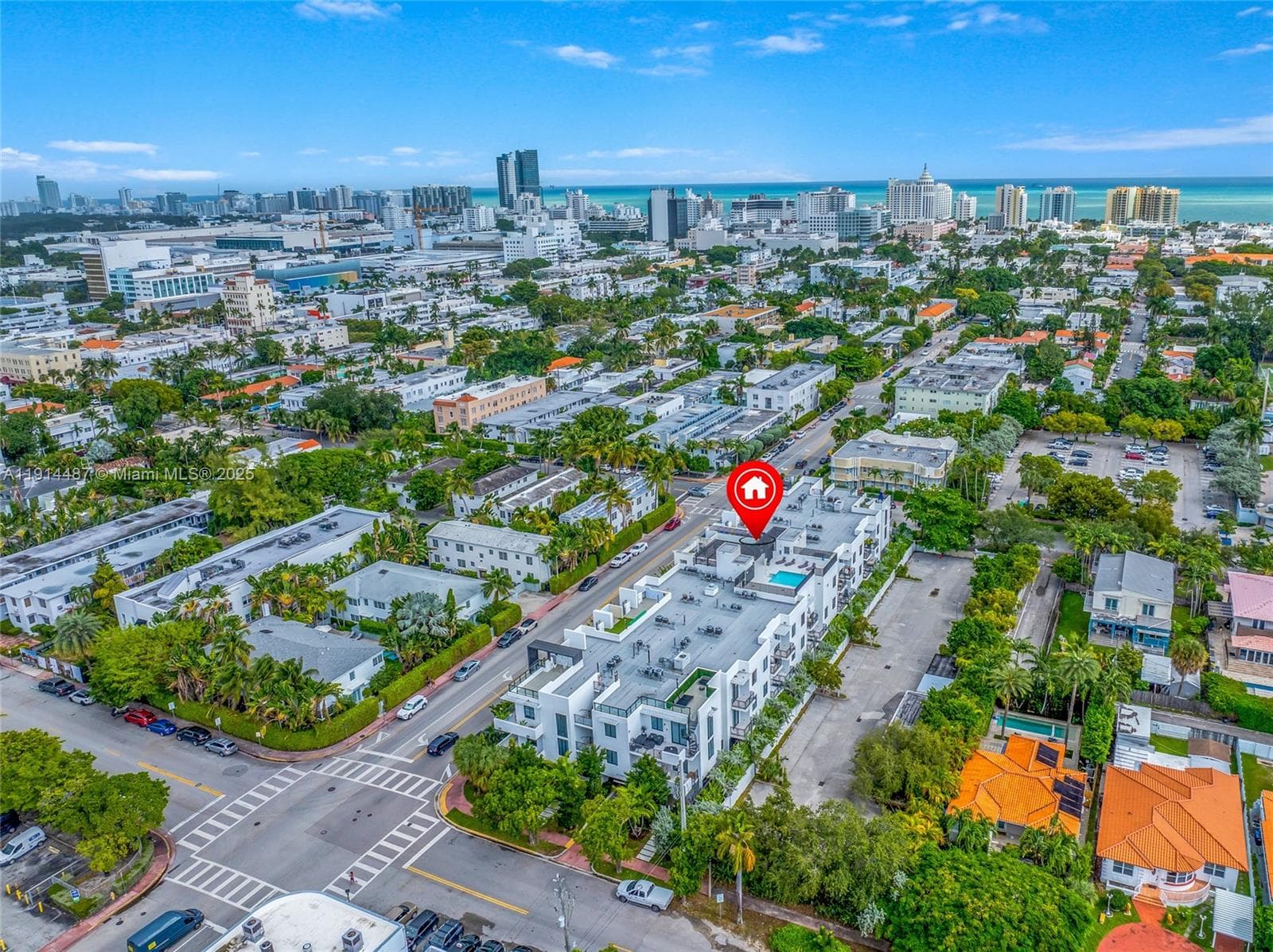A11914487 — Miami Beach — 57