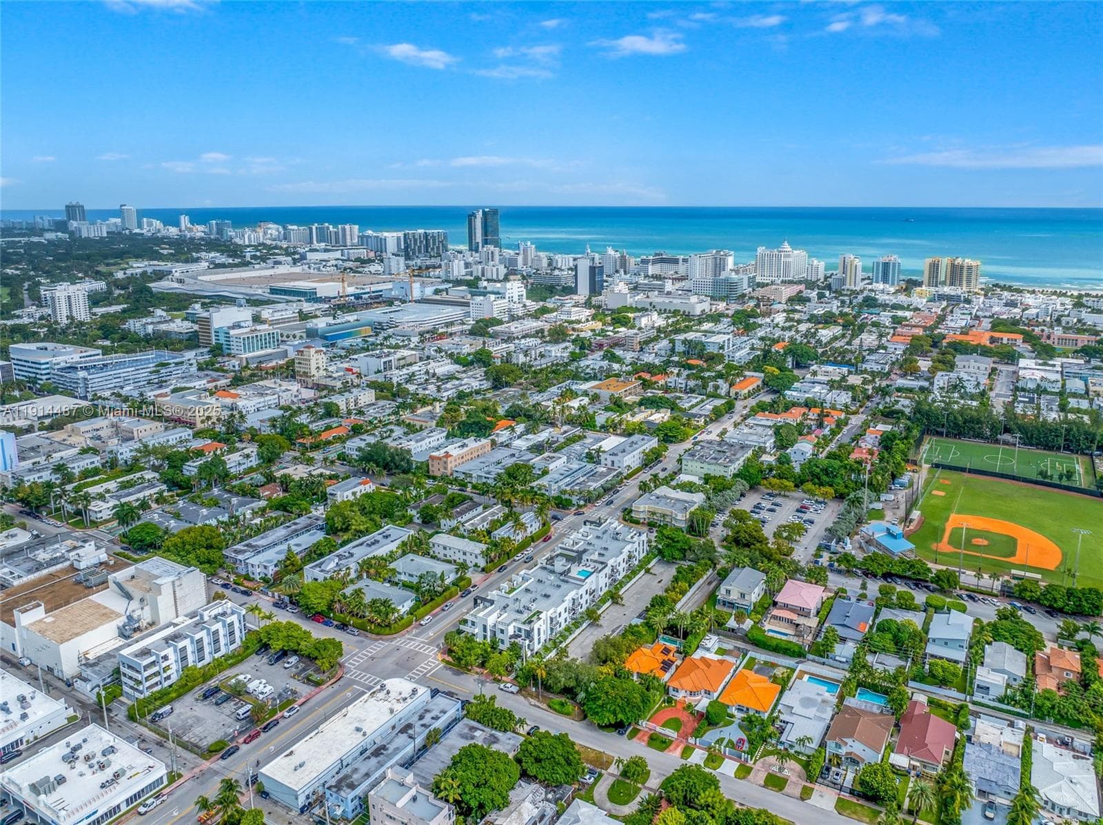 A11914487 — Miami Beach — 77