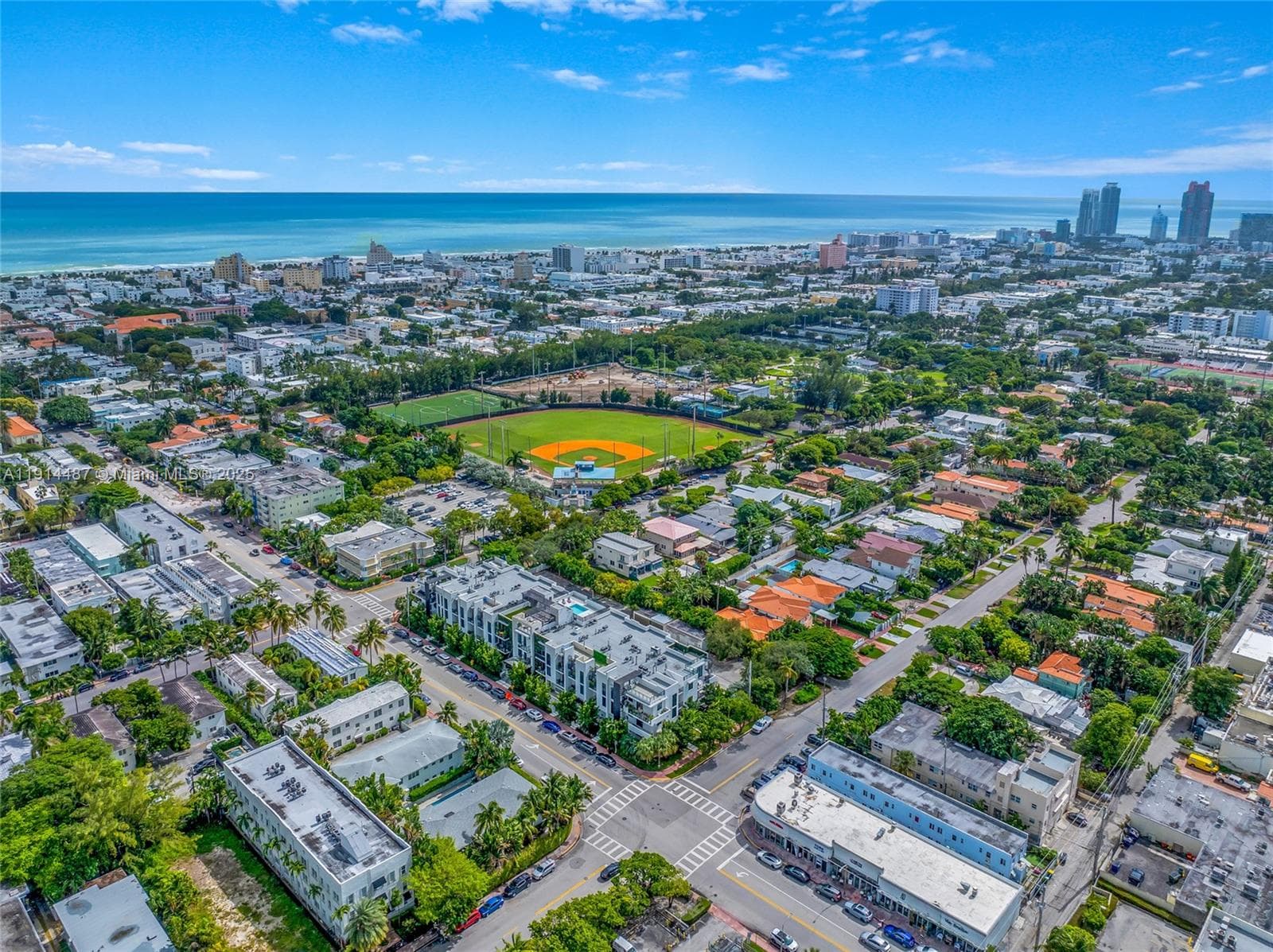A11914487 — Miami Beach — 73