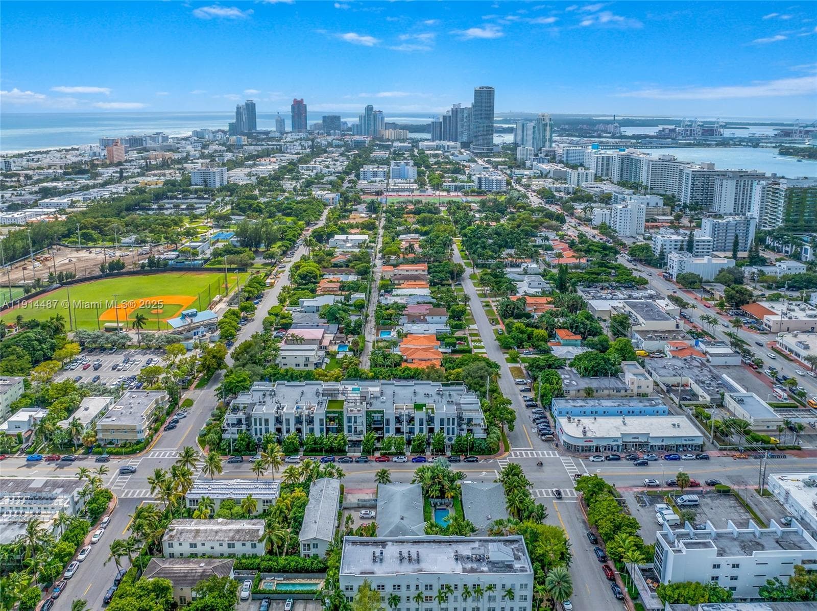 A11914487 — Miami Beach — 71