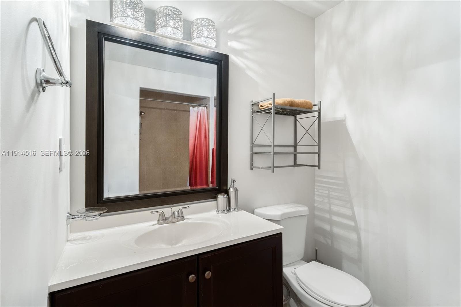 A11914516 — Miami Beach — 56