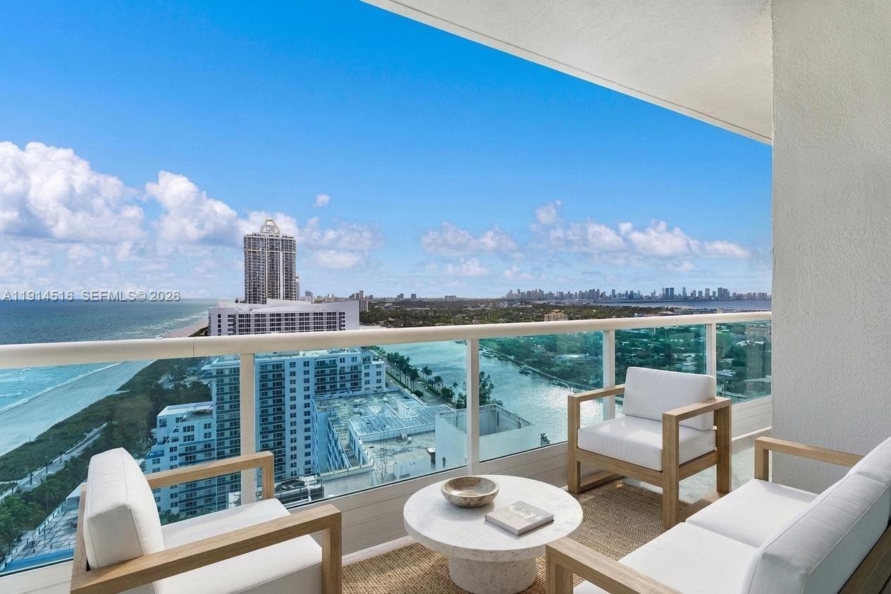 A11914516 — Miami Beach — 13