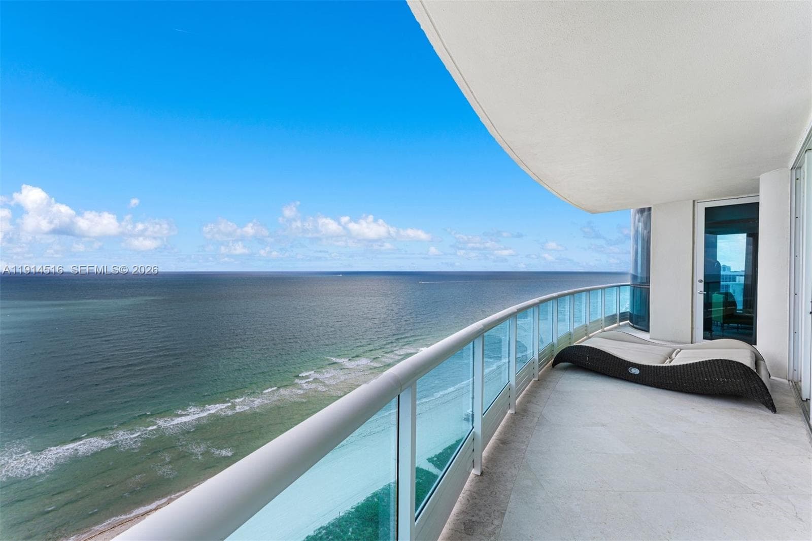 A11914516 — Miami Beach — 26