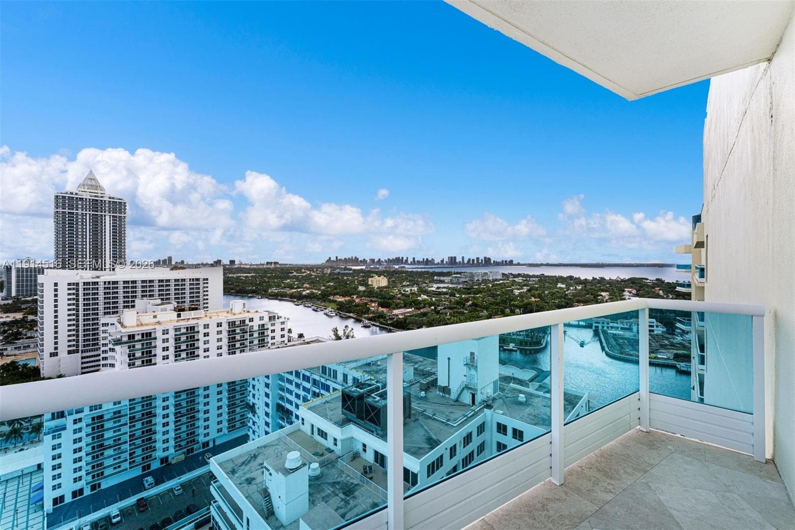 A11914516 — Miami Beach — 29