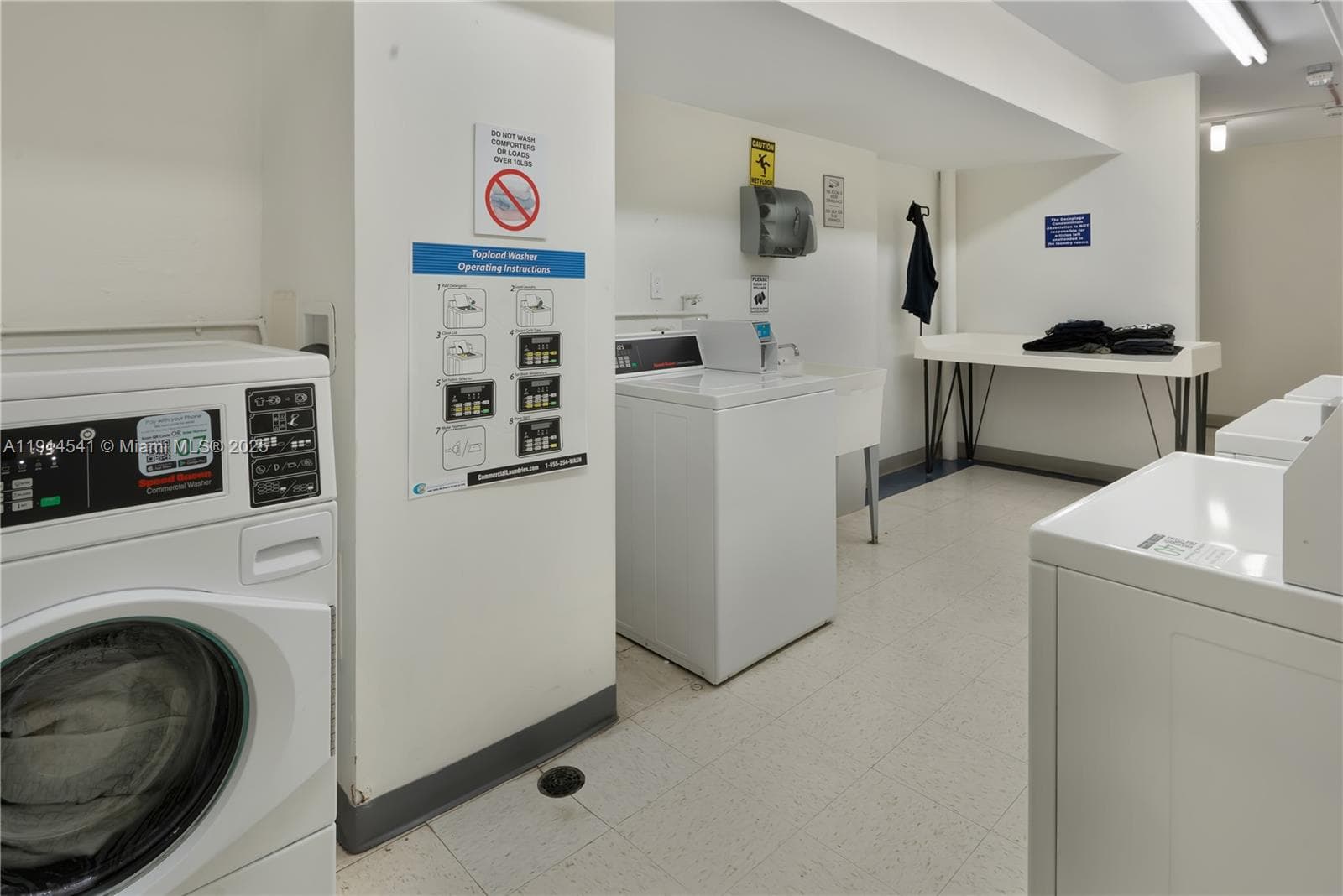 A11914541 — Miami Beach — 16