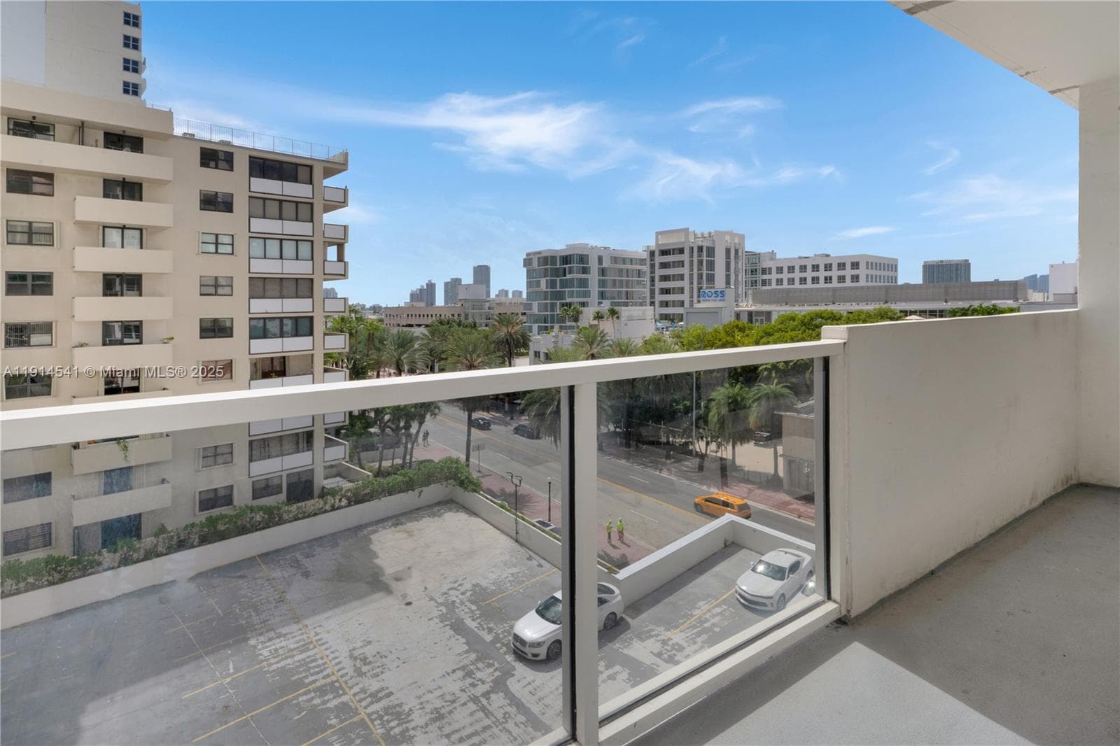A11914541 — Miami Beach — 15