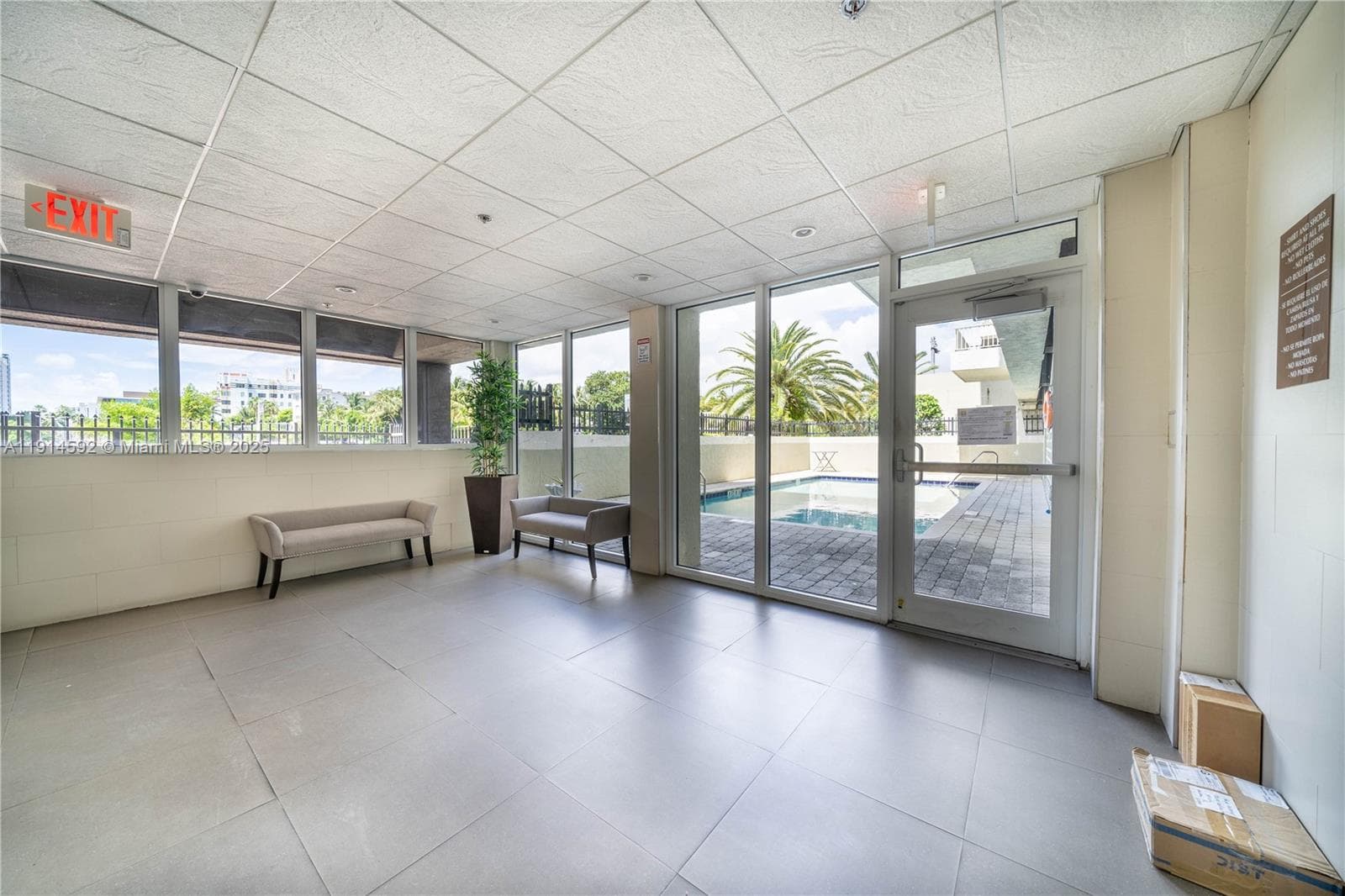 A11914592 — Miami Beach — 7
