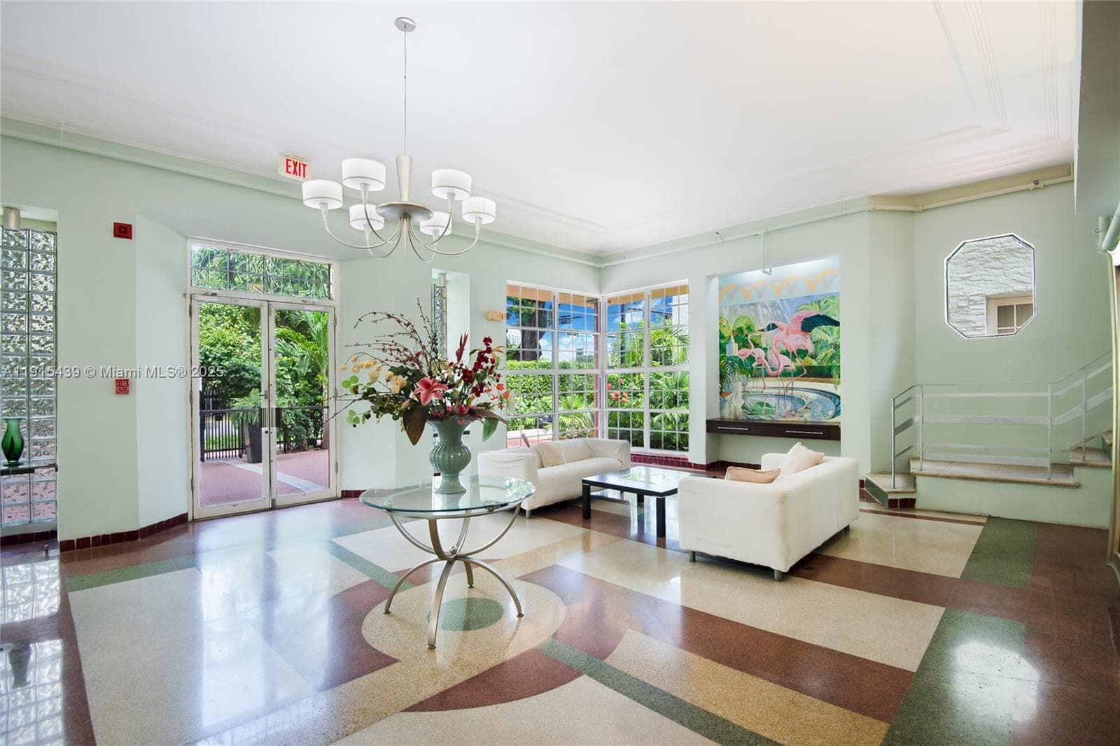 A11915439 — Miami Beach — 2