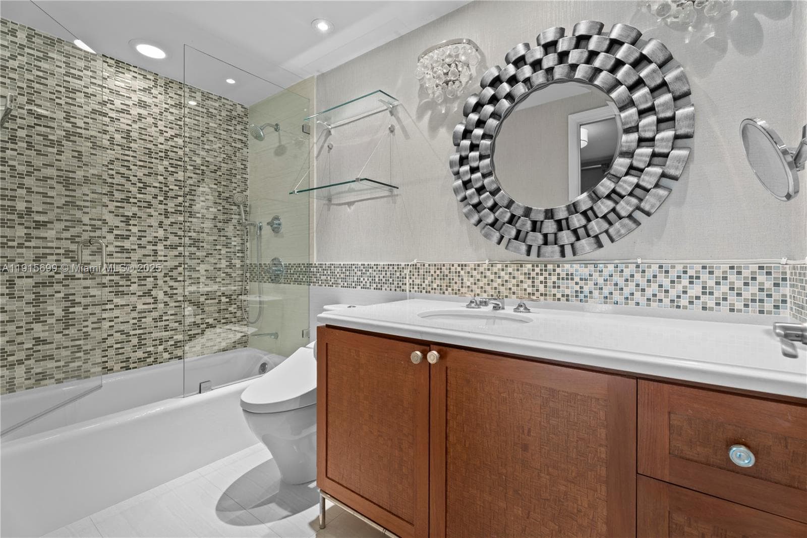 A11915699 — Miami Beach — 18