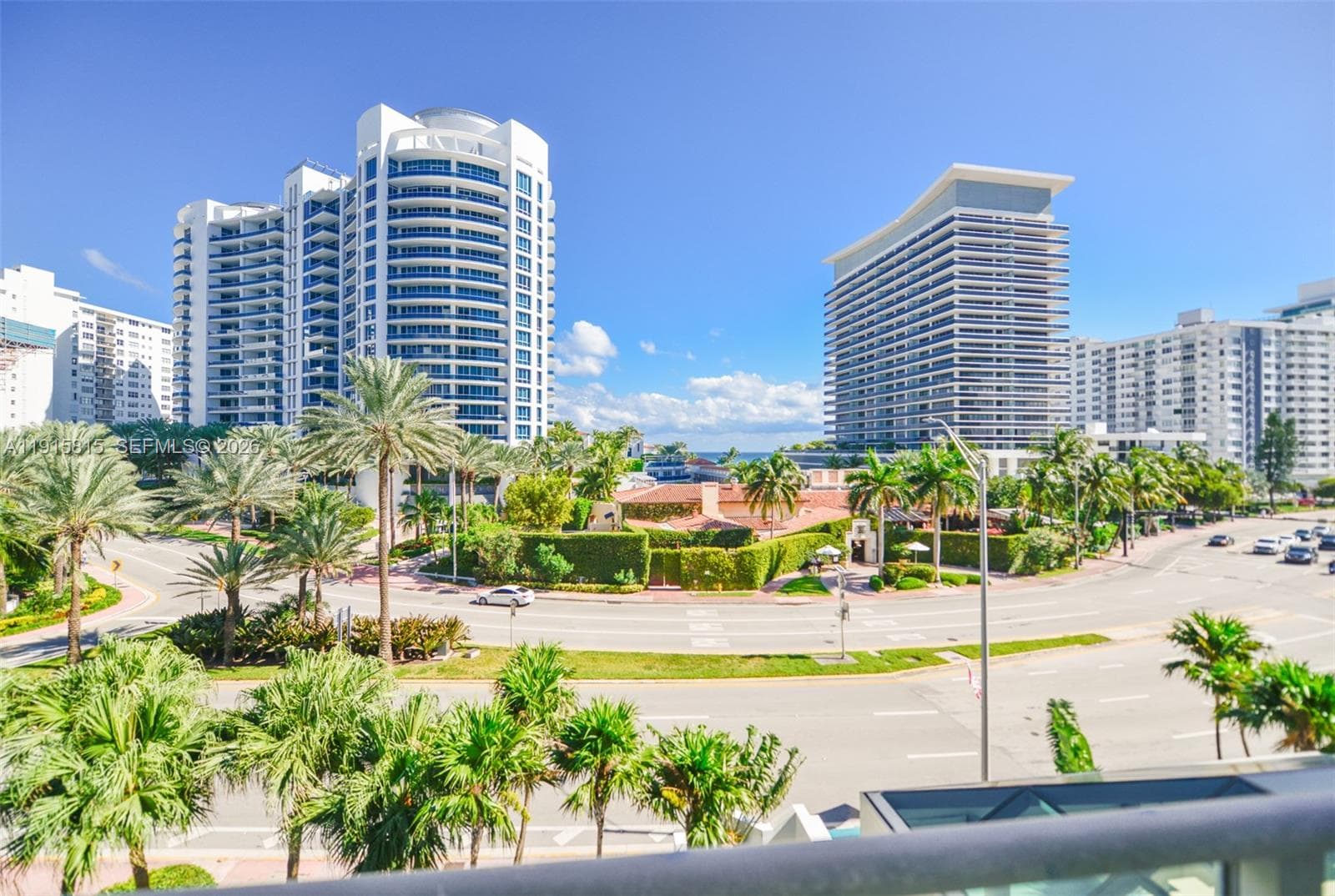 A11915815 — Miami Beach