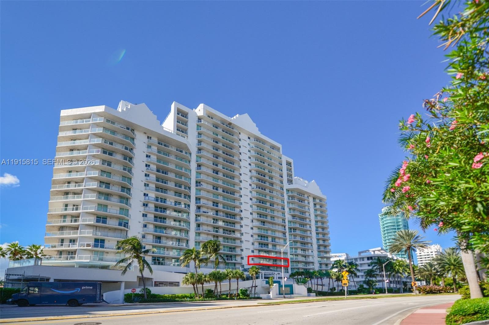 A11915815 — Miami Beach — 34