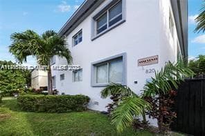 A11916162 — Miami Beach
