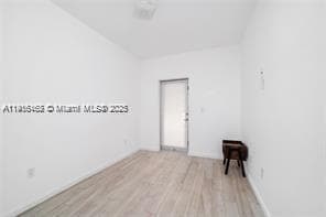 A11916162 — Miami Beach — 9