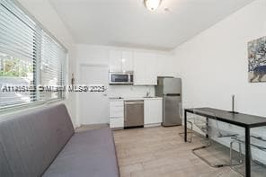 A11916162 — Miami Beach — 8