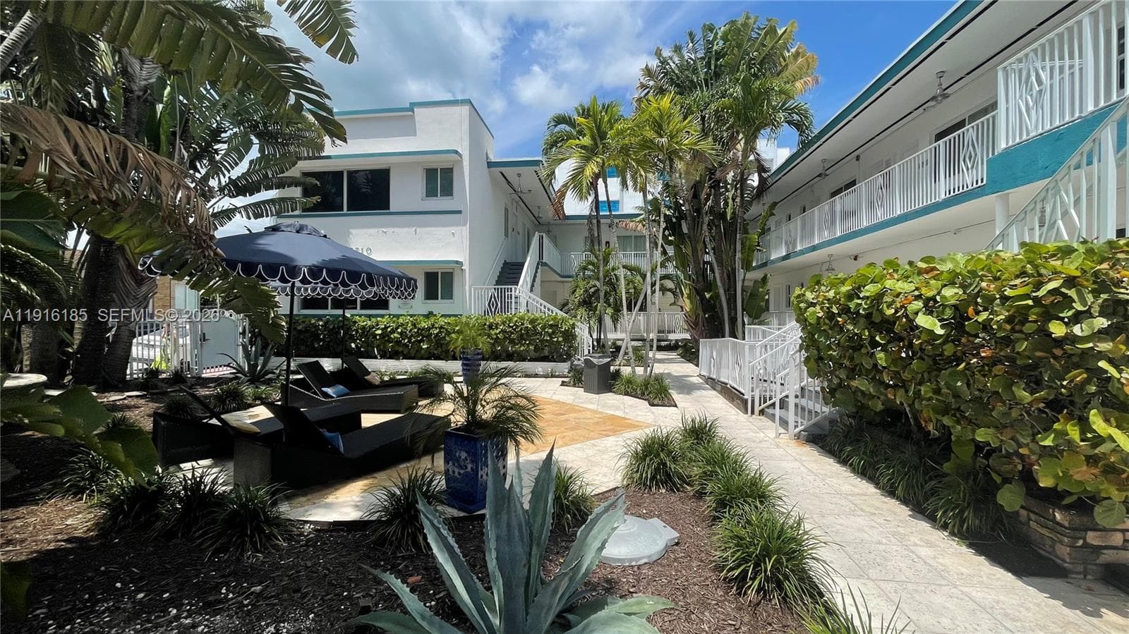 A11916185 — Miami Beach — 10
