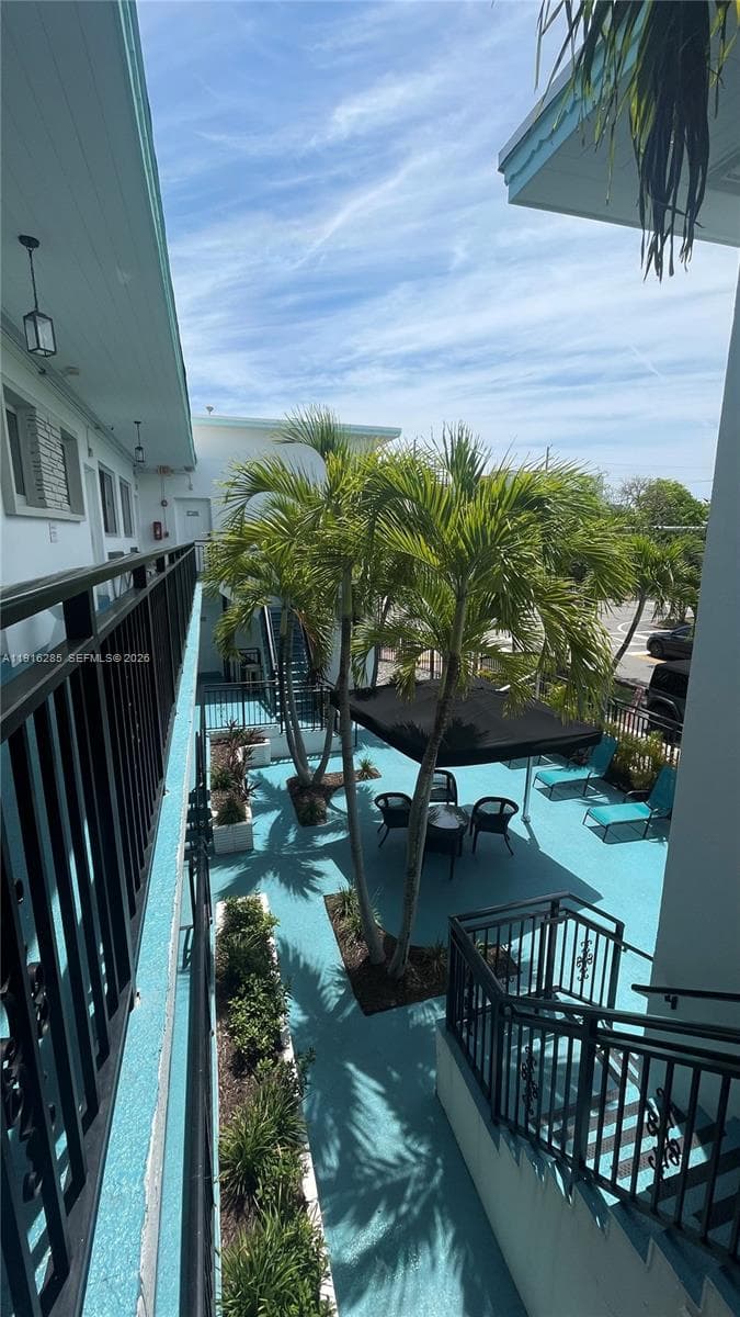A11916285 — Miami Beach — 7
