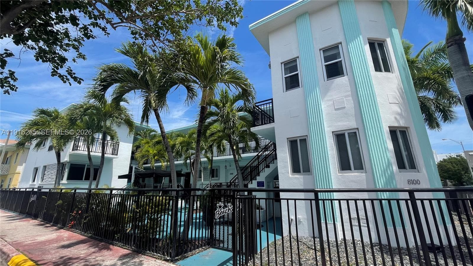 A11916285 — Miami Beach — 3